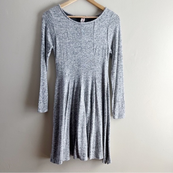 Anthropologie Dolan Brushed Fleece Knit Long Sleeve Dress Neige Marled Grey, XS - Picture 2 of 16